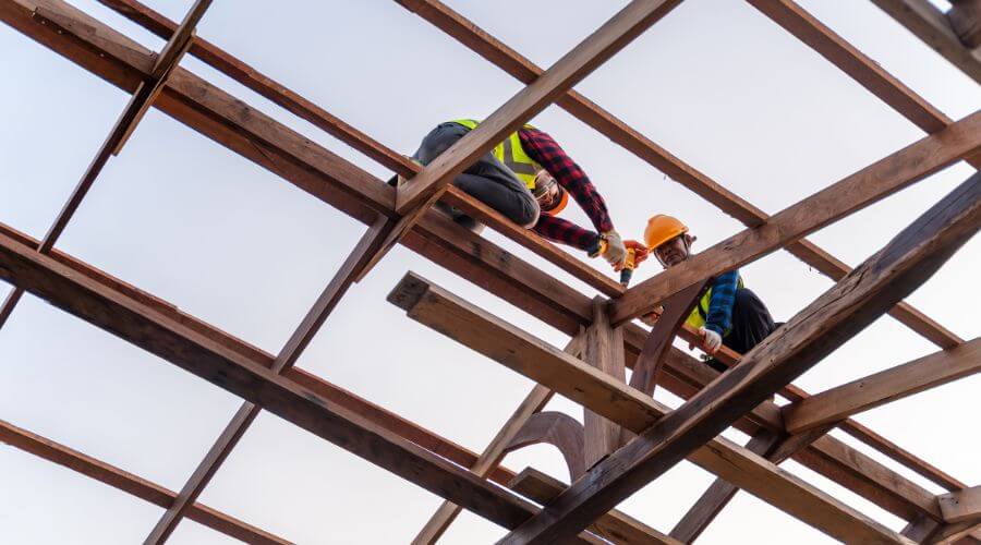 Expert tile roof repair services in Richgrove, CA